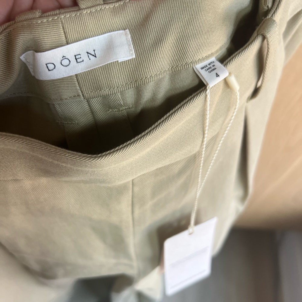 Doen Hilaire Wide-Leg High-Waist Pants in Khaki (Stone) - Picture 7 of 8